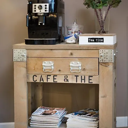 Le Bon Vivant Bed & Breakfast